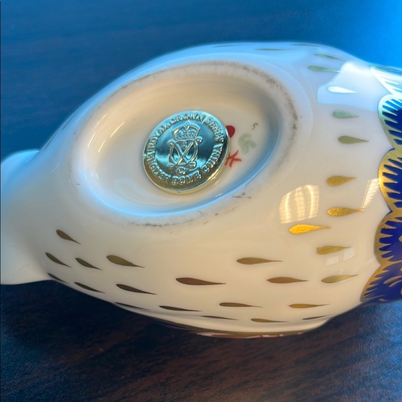 Royal Crown Derby Owl with Gold Stopper, First Quality - Picture 6 of 6